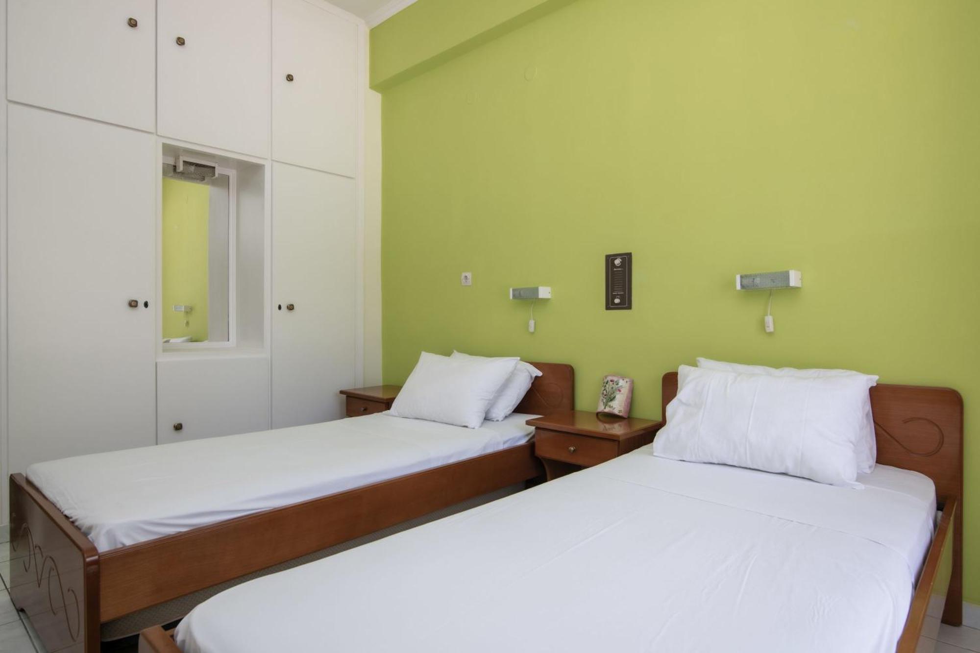 Sunbliss Studios & Apartments Alykes  Kamer foto