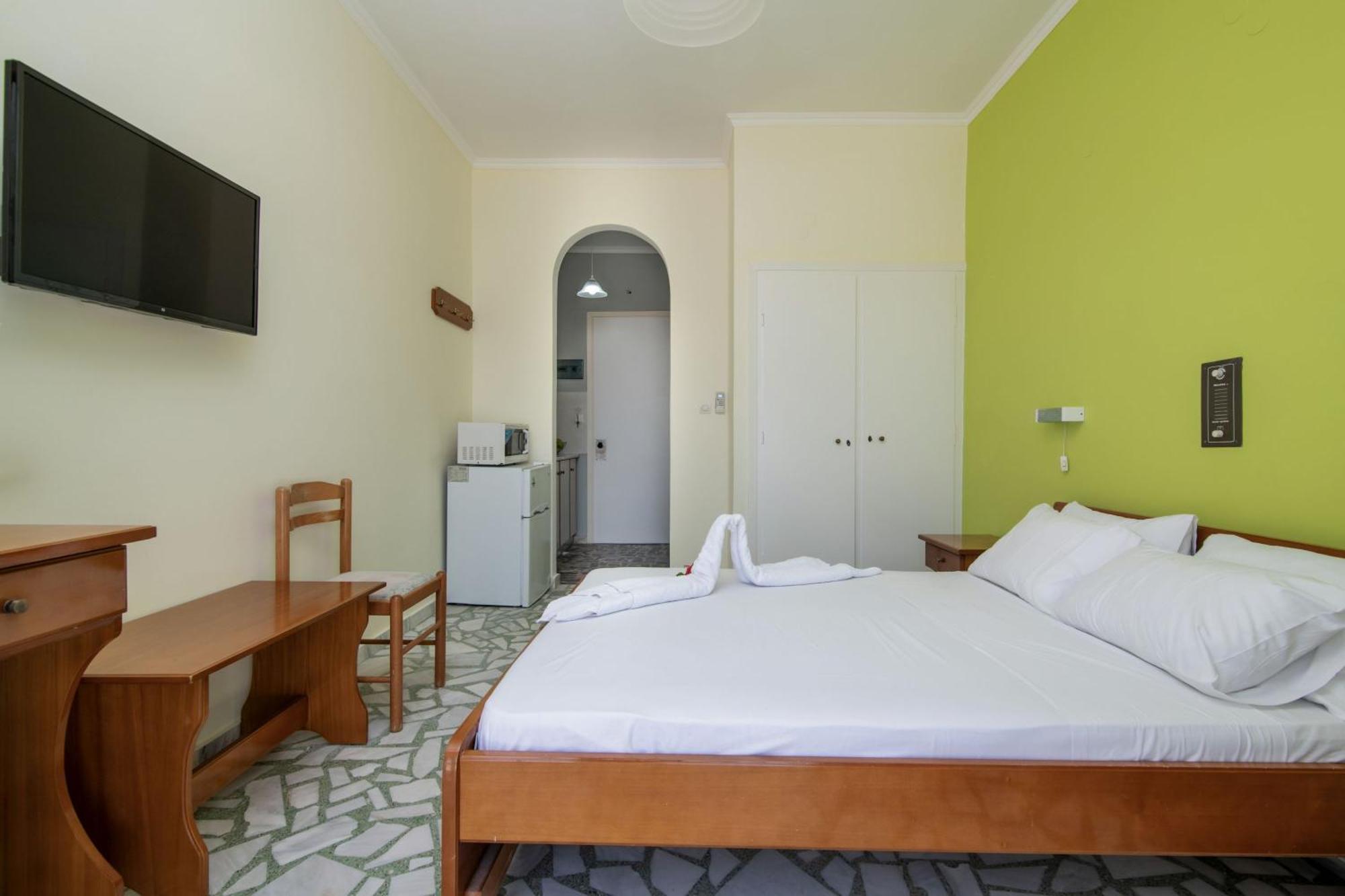 Sunbliss Studios & Apartments Alykes  Kamer foto