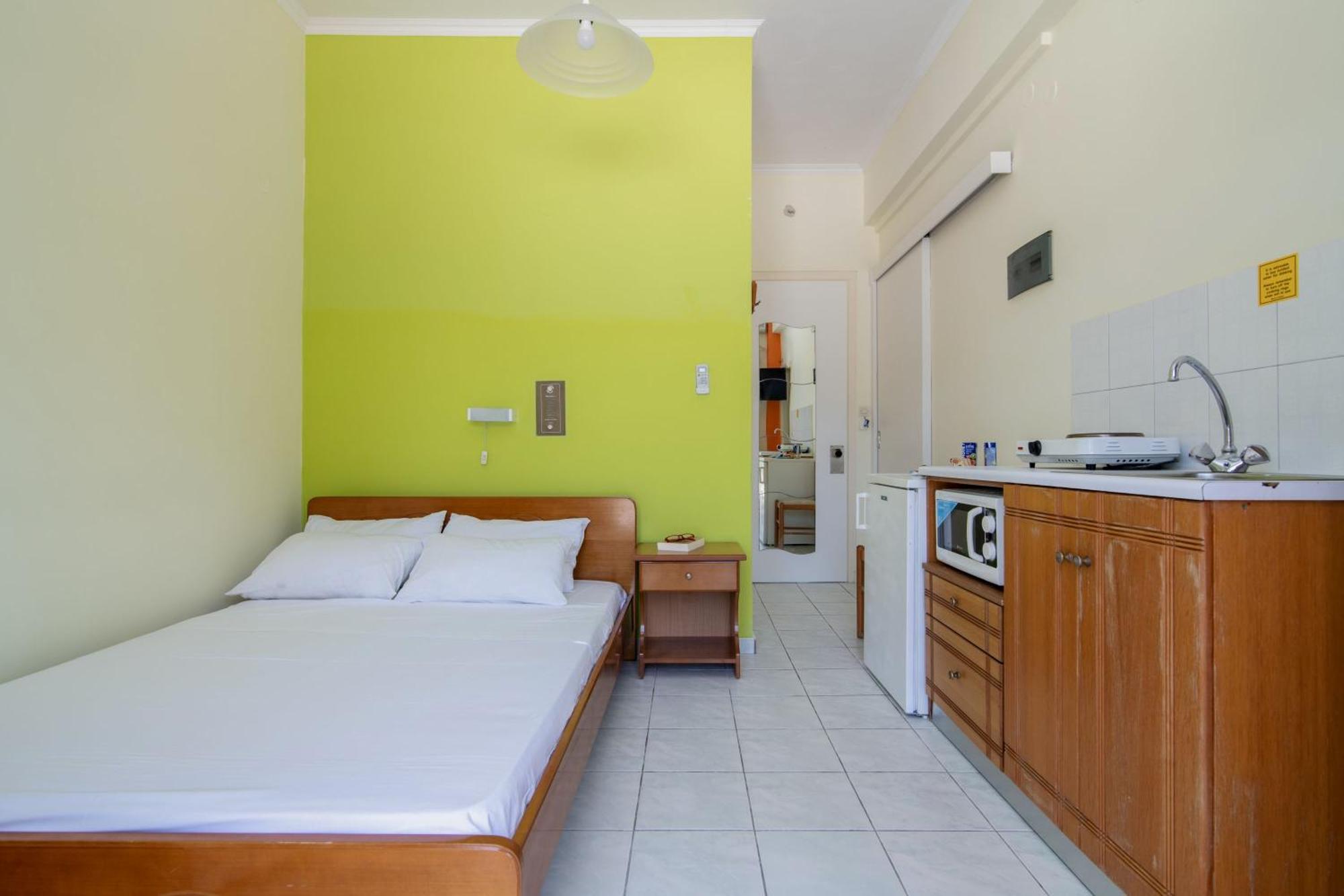 Sunbliss Studios & Apartments Alykes  Kamer foto