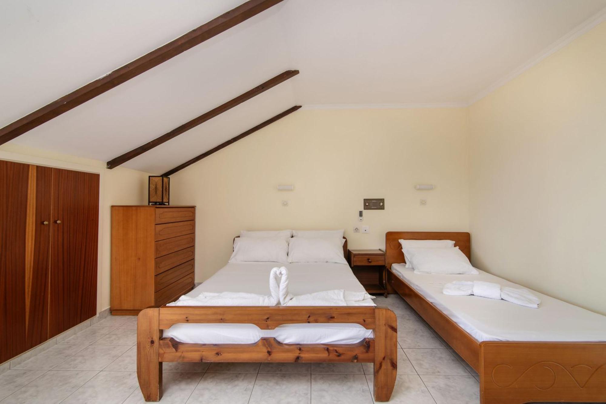 Sunbliss Studios & Apartments Alykes  Kamer foto